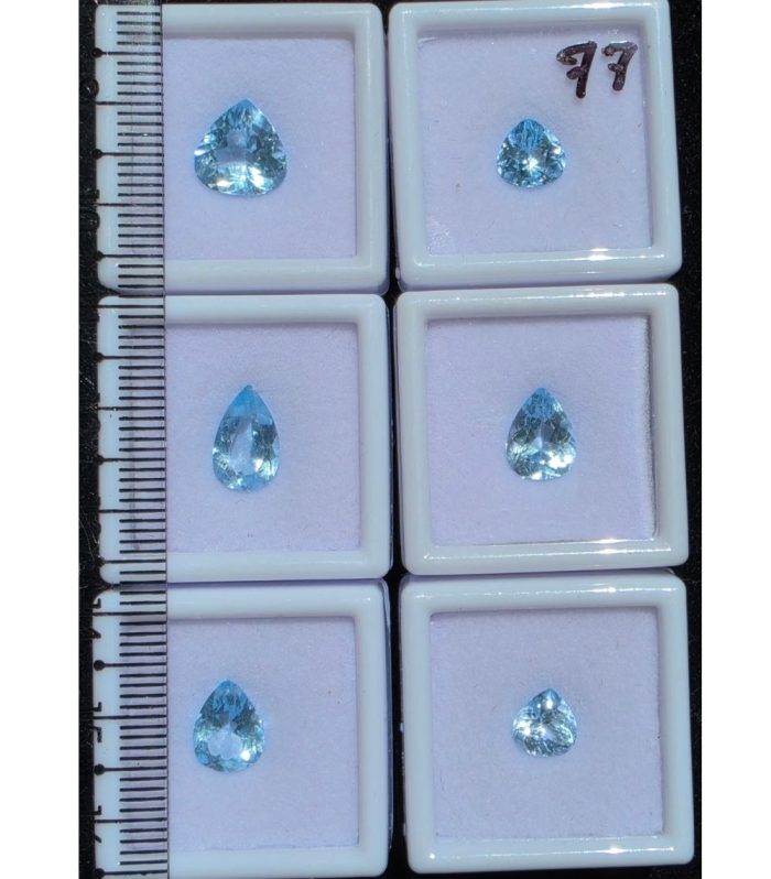 LOTE DE TOPAZIO AZUL SKAY COM 6 CAIXAS