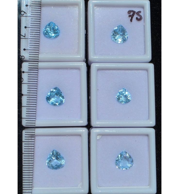 LOTE TOPAZIO AZUL SKAY COM 6 CAIXAS
